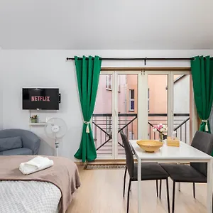 Private Retreat Close To Stations In 3 Guest house Prague