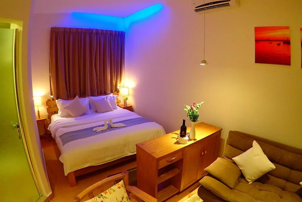 Deluxx Boutique Hotel Sihanoukville