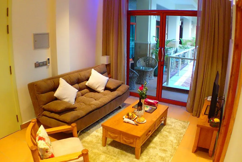 סיהאנוקוויל Deluxx Boutique Hotel
