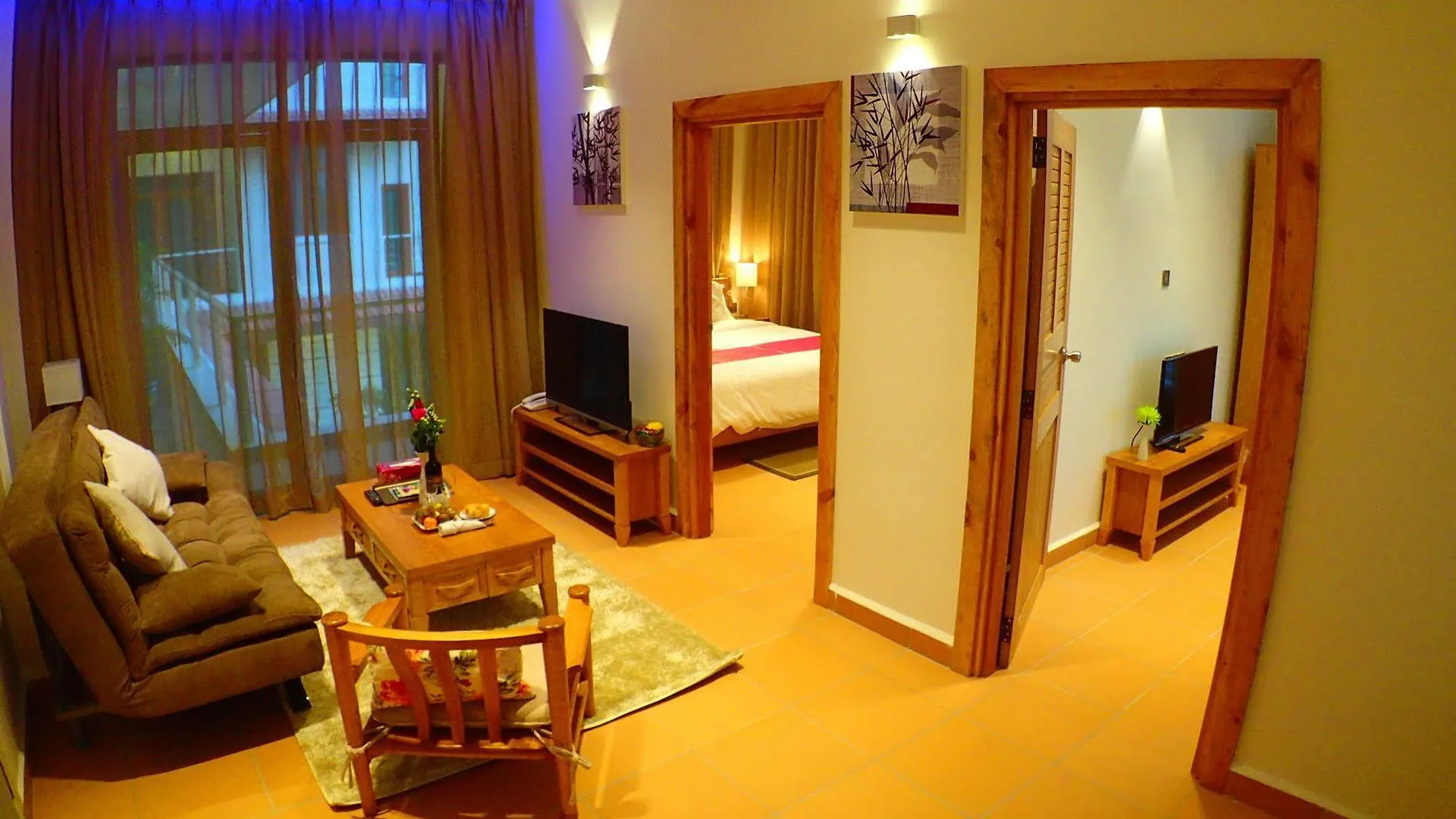 סיהאנוקוויל Deluxx Boutique Hotel קמבודיה