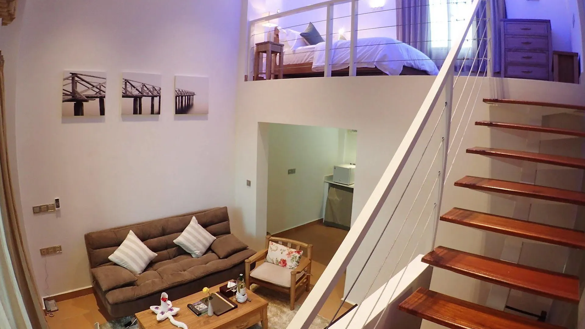 סיהאנוקוויל Deluxx Boutique Hotel 3*,